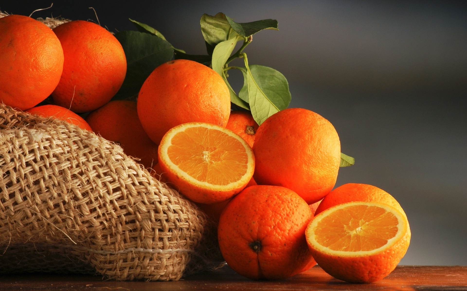 12 продуктів харчування, які містять кальцій_апельсин