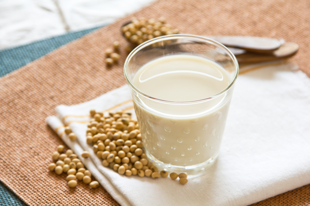 12 продуктів харчування, які містять кальцій_соєве молоко