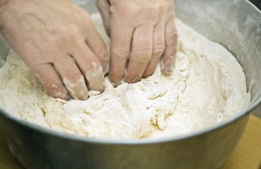 Як приготувати тісто для вареників. шість найкращих рецептів