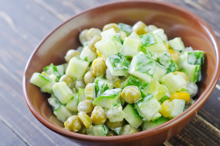12 нетрадиційних рецептів салату «Олів'є»