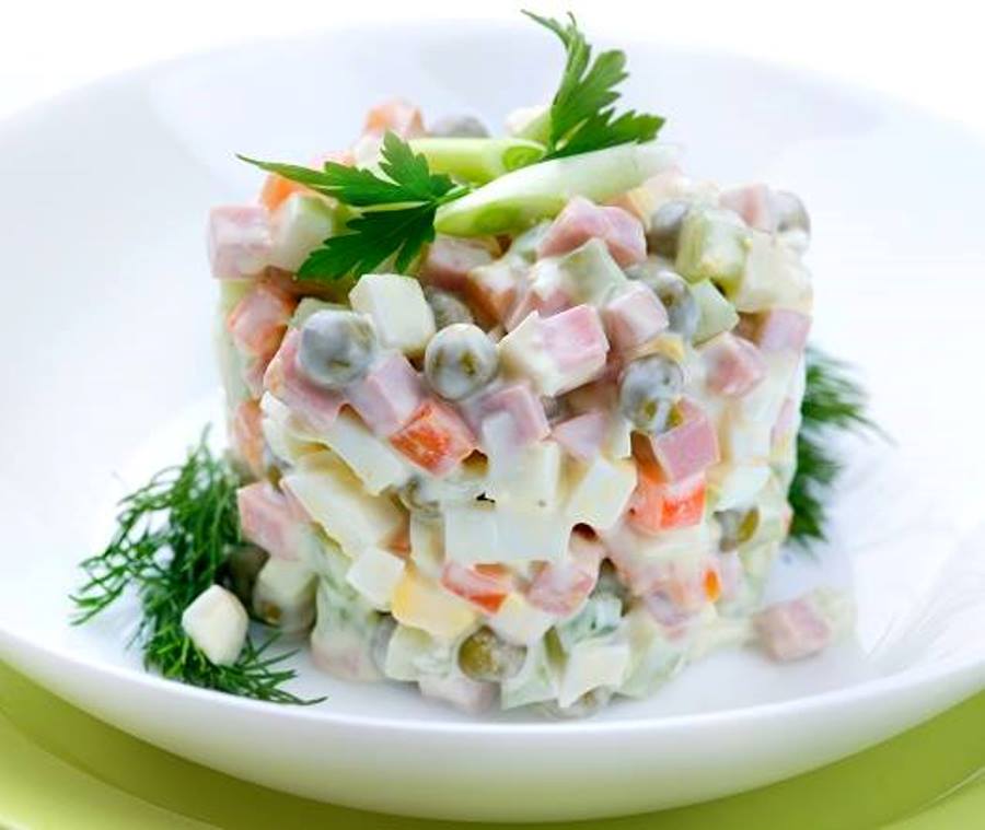 12 нетрадиційних рецептів салату Олів'є