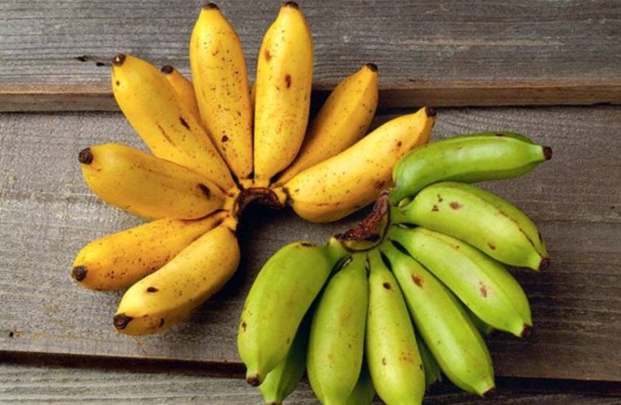 12 причин їсти банани щодня