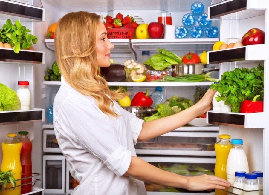 15 продуктів, які не можна зберігати в холодильнику