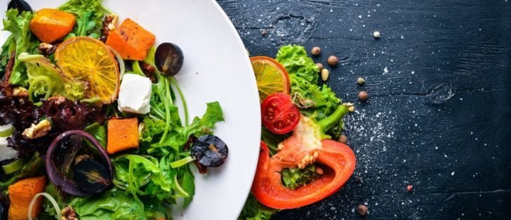 Осінні салати на святковий стіл без майонезу | Легкі корисні рецепти