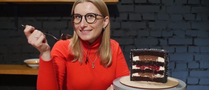 Шоколадний торт Among us | Вишня в шоколаді | Валентина Мосійчук
